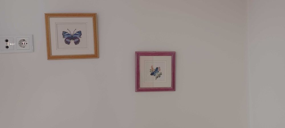 quadros  tema borboletas ponto cruz molduras  em madeira