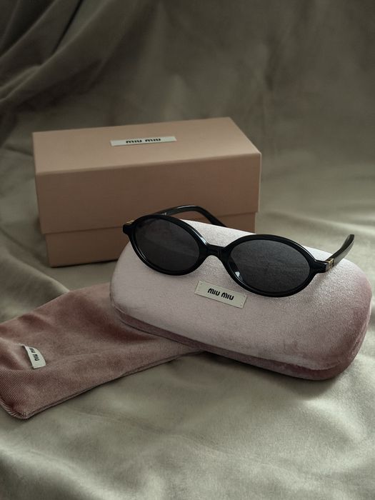 Оригінальні окуляри MiuMiu