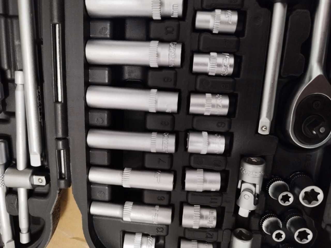 Zestaw Narzędziowy Klucze Nasadowe 1/4 56 Elementów