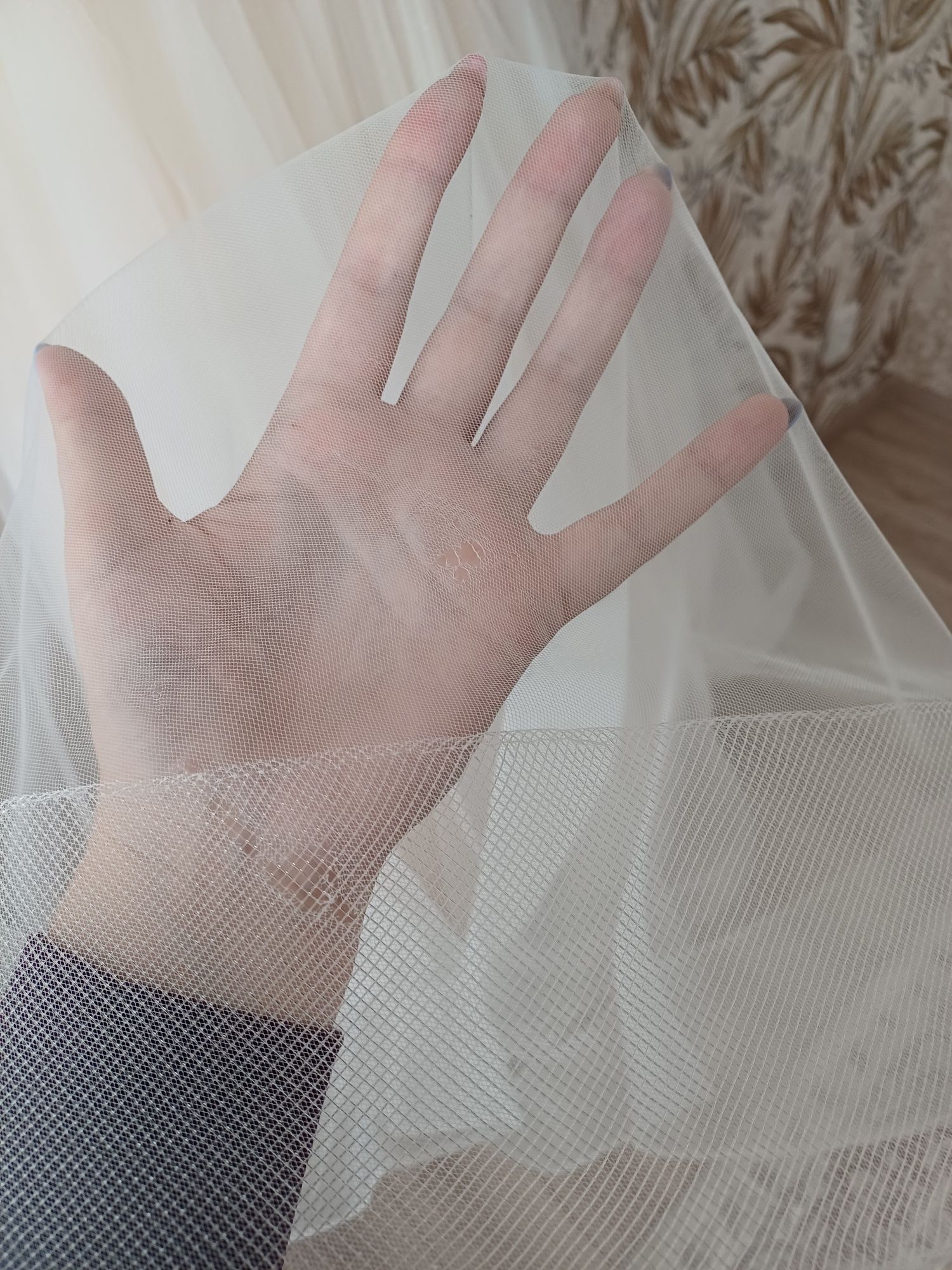 Продам весільну сукню