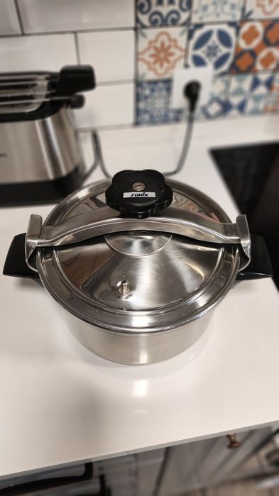 Panela de pressão 6LTs