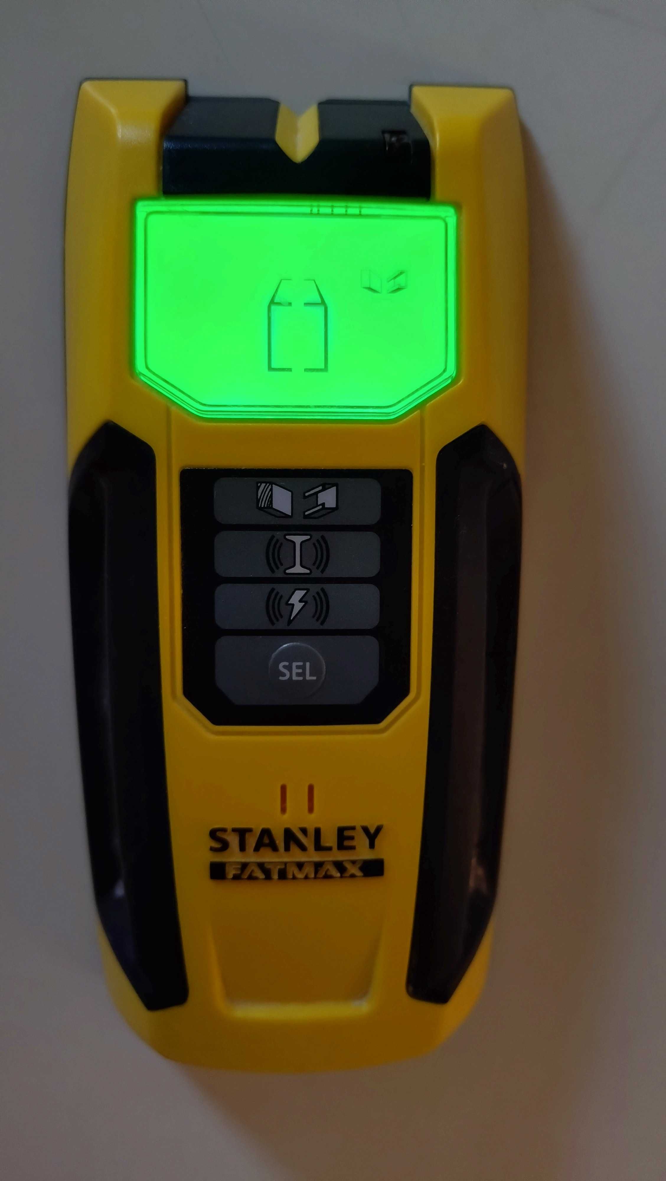 Detektor wykrywacz profili i przewodów Stanley FatMax FMHT77407