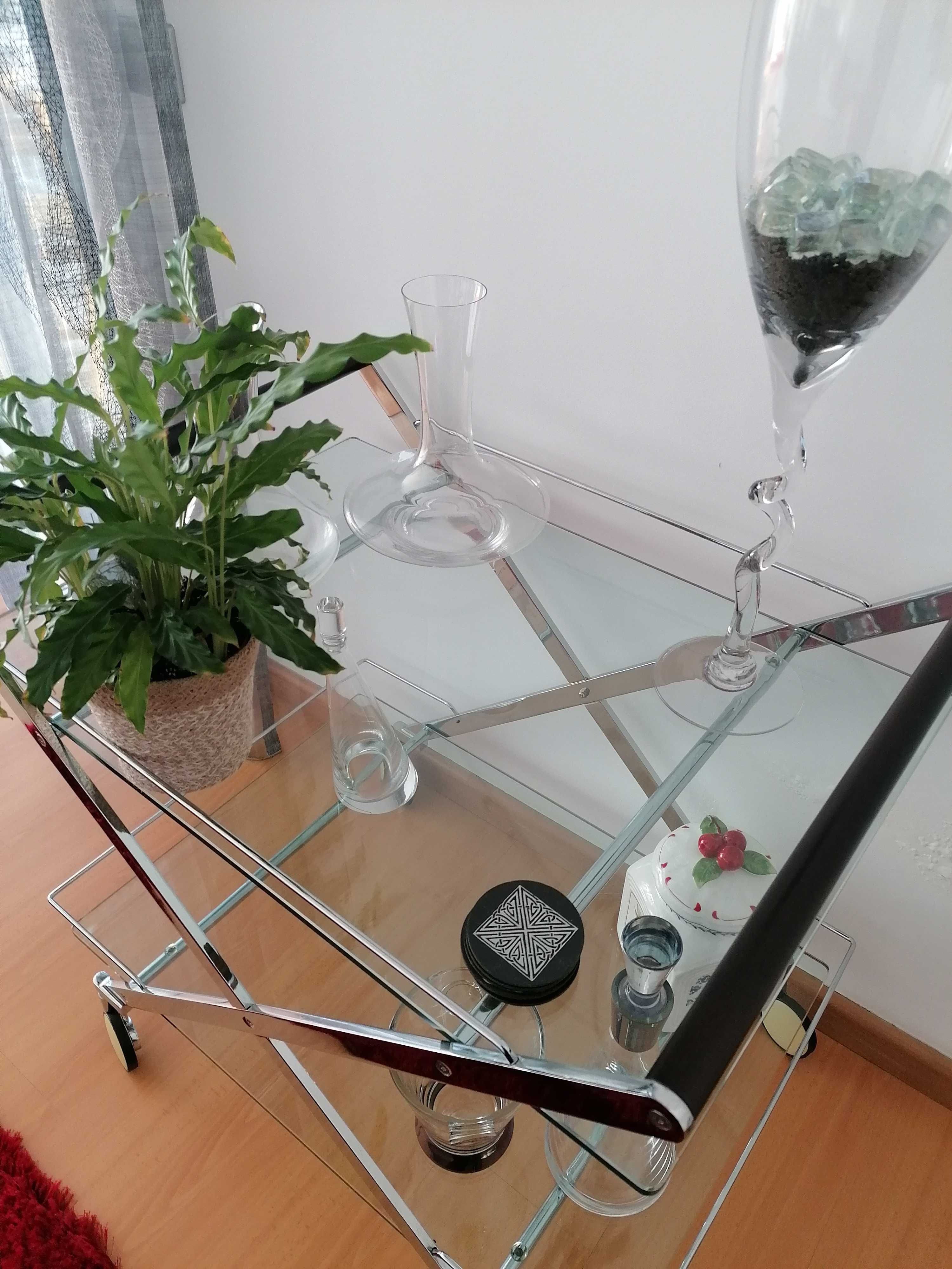 Apoio para copos - sala