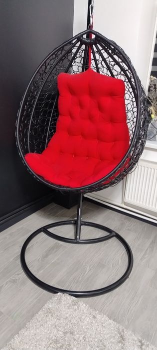 Крісло-кокон б/у