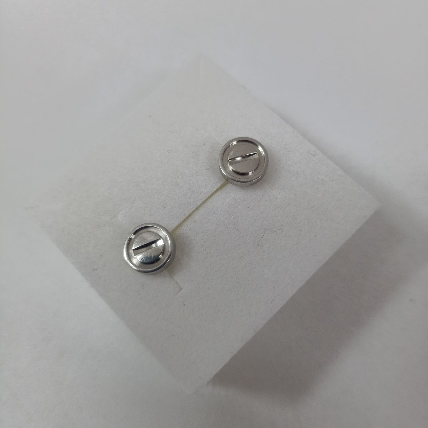 Kolczyki  Cartier Love Earring Pierced białe złoto 3,35g próba 750