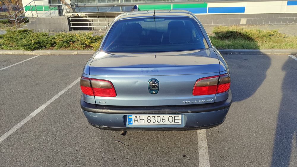 Продам автомобіль,Опель омега б 1999