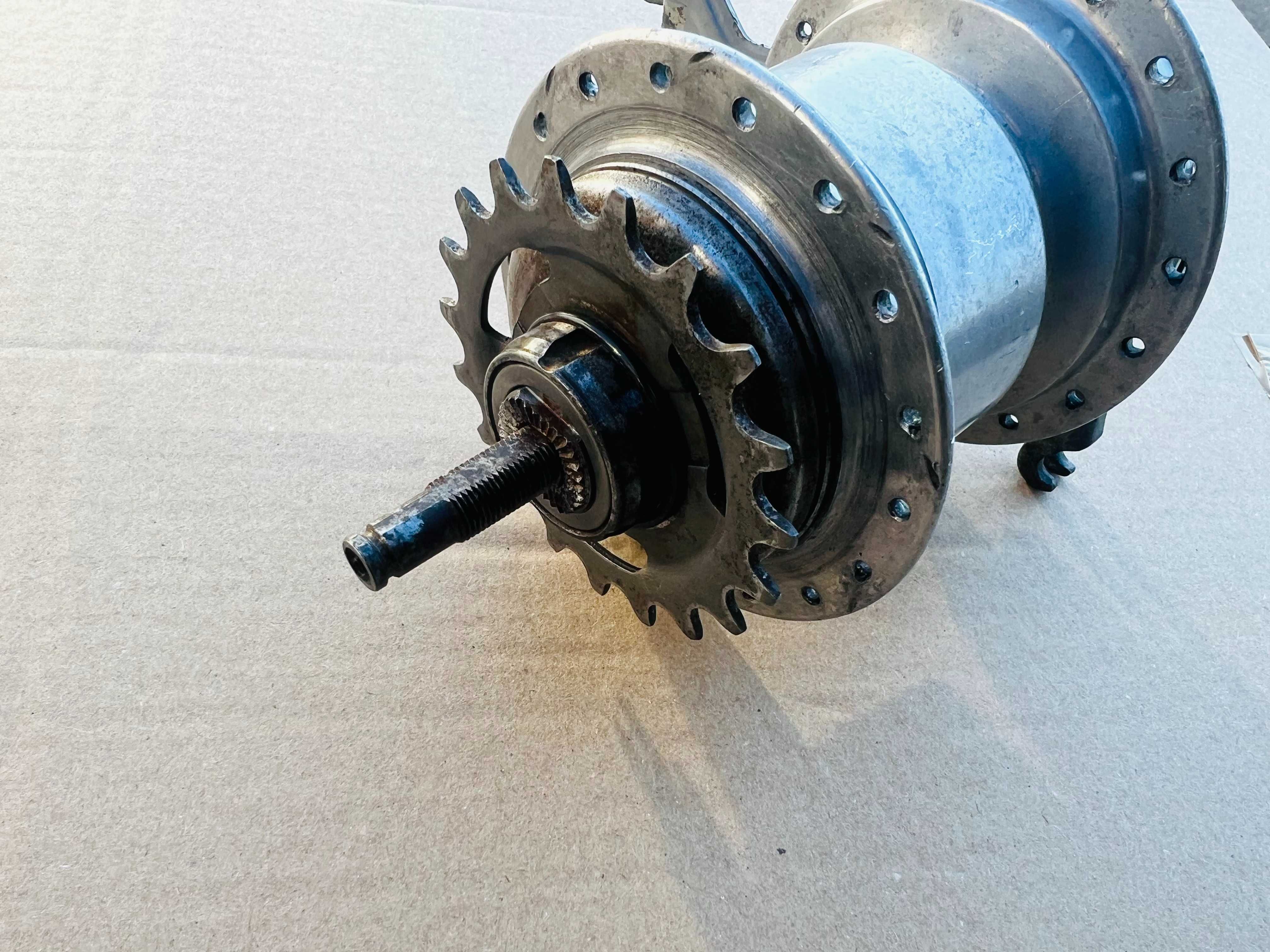 Piasta Tylna 7s SACHS SUPER 7 biegowa SRAM Spectro s7 Hamulec bębnowy