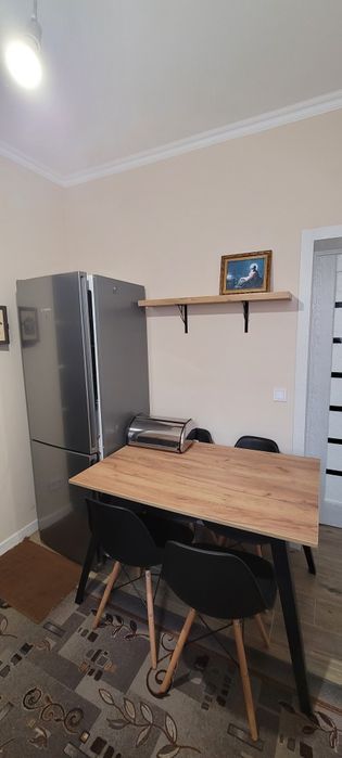 Здається 1к квартира в приватному будинку на вул.  Б. Хмельницького