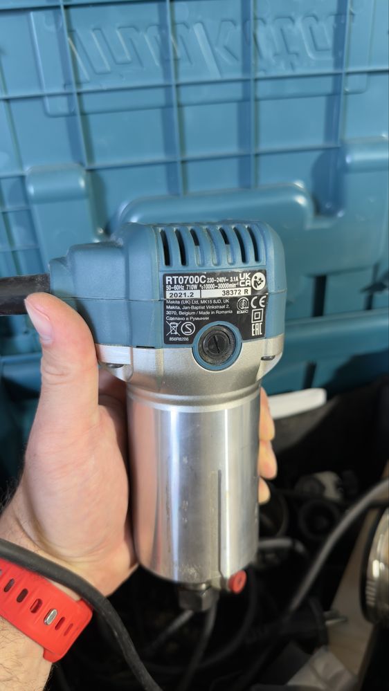 Frezarka Makita RT0700CX2J fabryczny kompletny zestaw