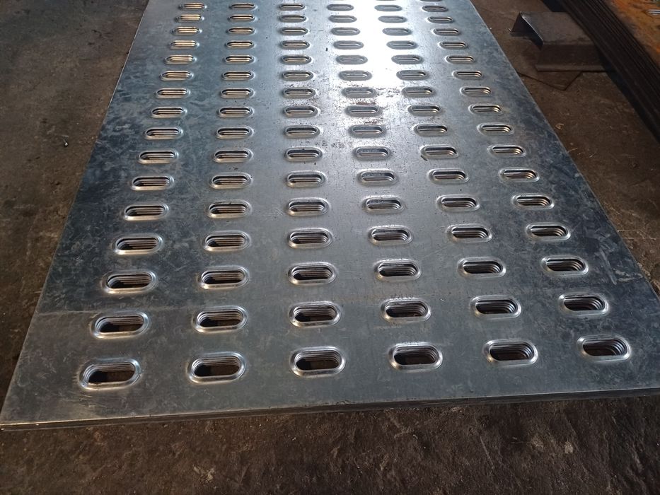 BLACHA LOHR 625mm 5otworów ocynk stalowa najazdy PRODUCENT