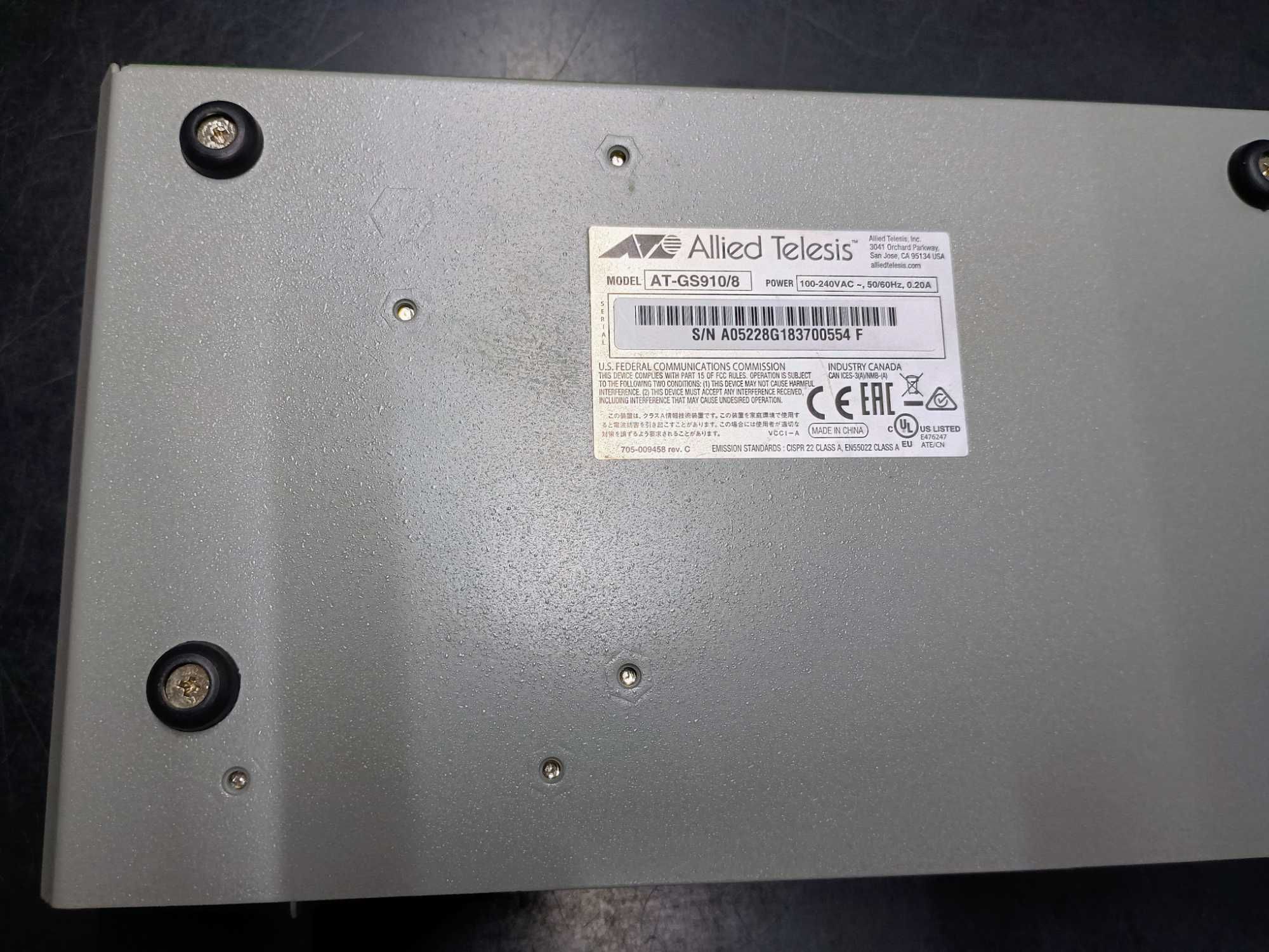 Switch gigabit x 8 port allied telesis AT-GS910/8