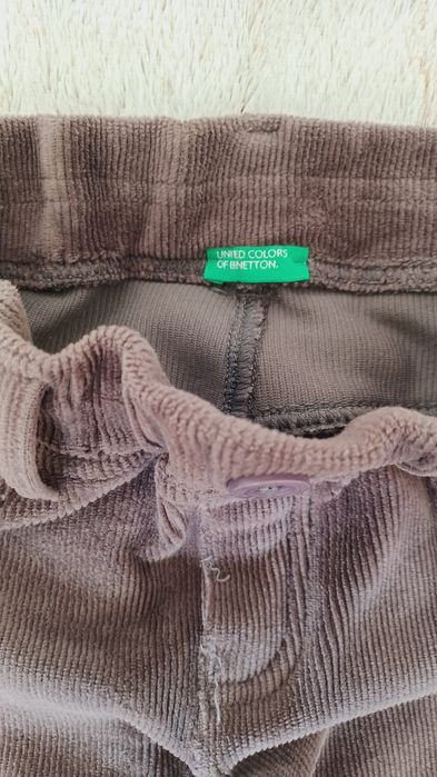 Calças tipo leggins benetton