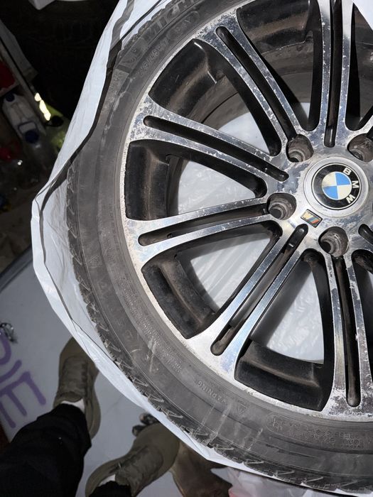 BMW Диски + Резина Зима 225/45/17 - 5/120