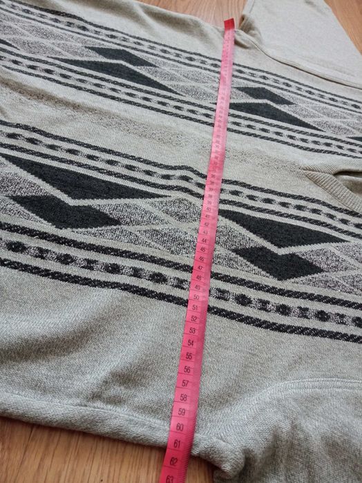 Sweter męski z jagnięcej wełny