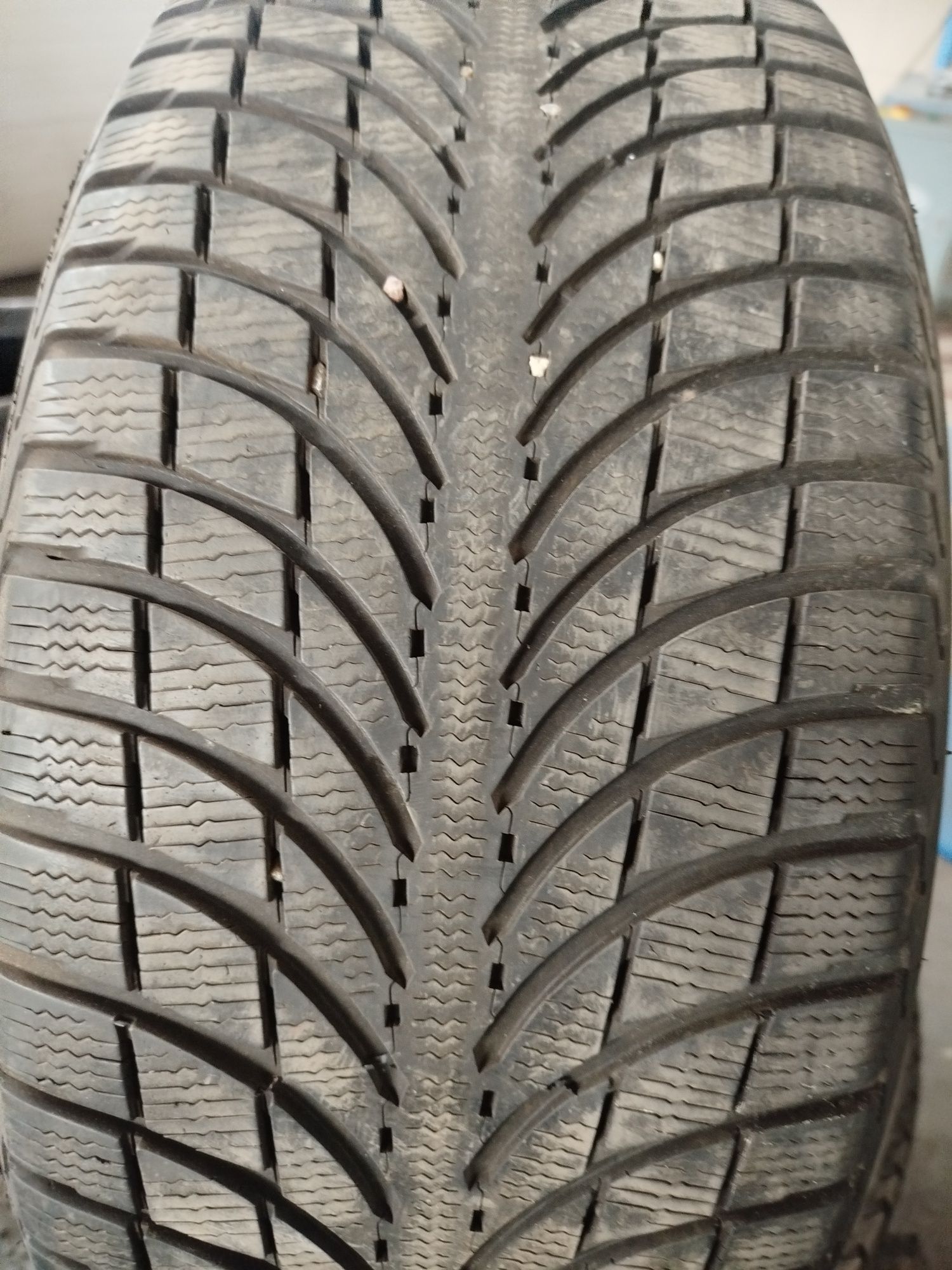 Opony Michelin M+S 255/55/18 bdb