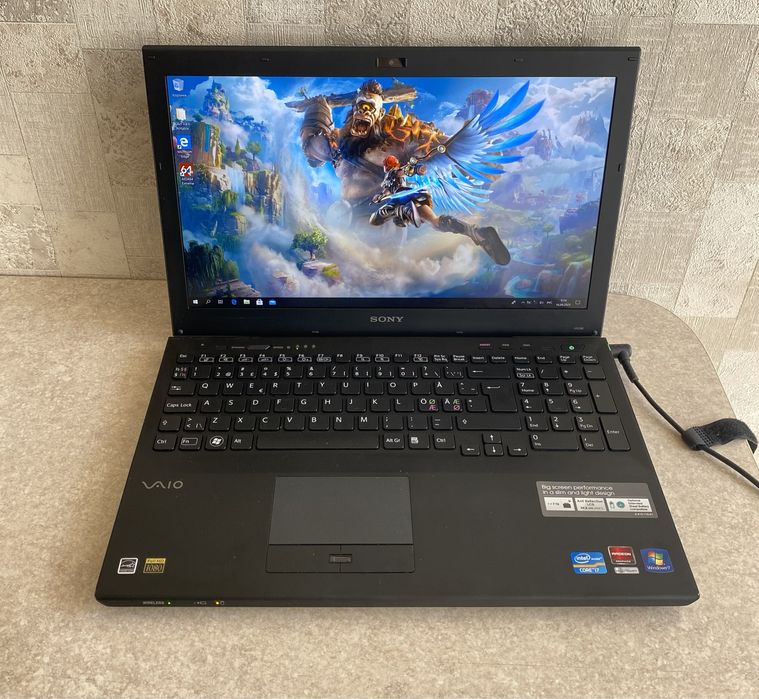 Sony 15.6" FullHD 8/640GB HDD ідеальний для навчання/офісу/браузера