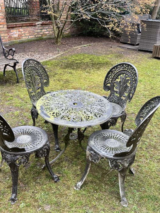 Stare mebli ogtodowe antyk