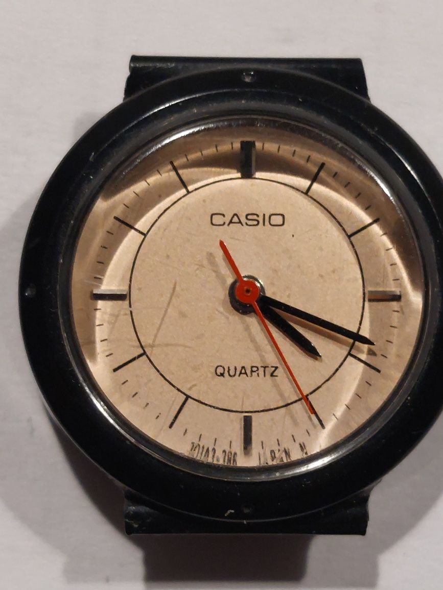 Zegarek Casio LQ-10A