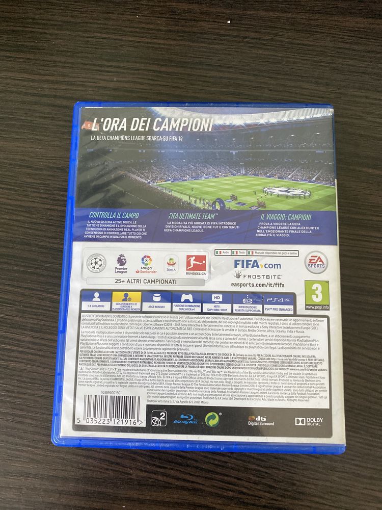 Продам FIFA 19