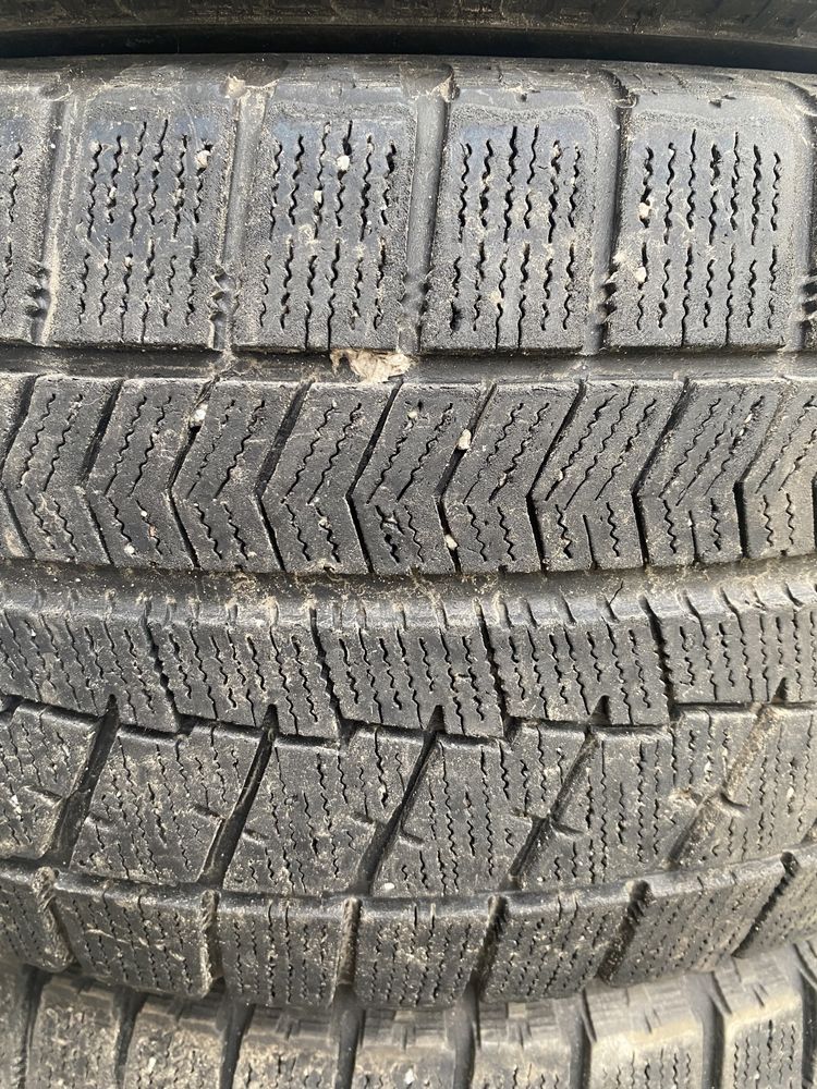 Комплект 205 55 r16 Bridgestone Blizzak зима 19 год