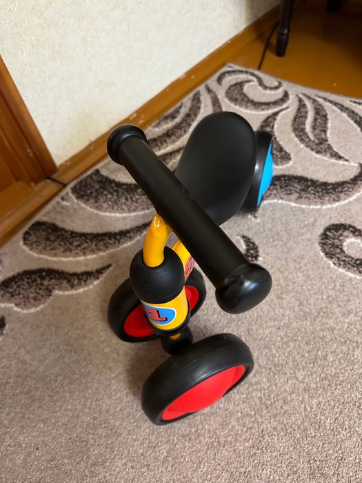 Беговел speed для маленьких 1 год