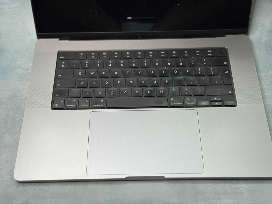 MacBook Pro 16” 2021 M1 Pro 32GB RAM Stan Idealny
