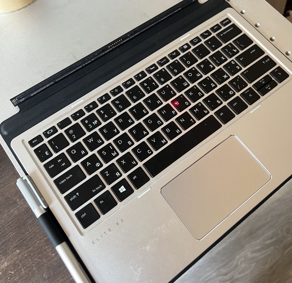 Лазерная гравировка клавиатуры ноутбука, русификация клавиатуры