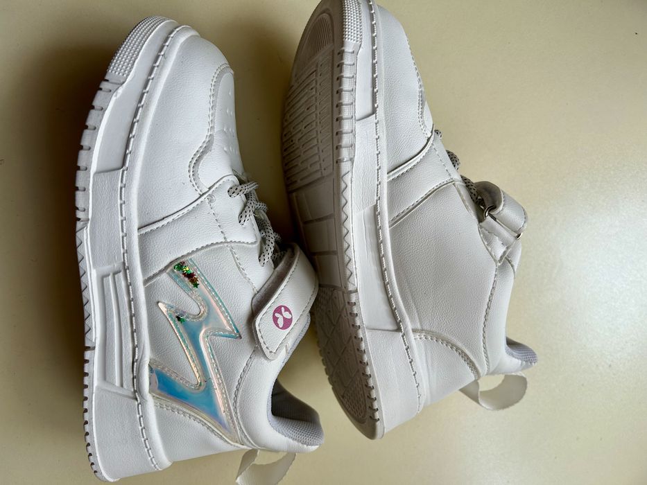 Кросівки для дівчинки BESSKY 31р. ( 19,5)