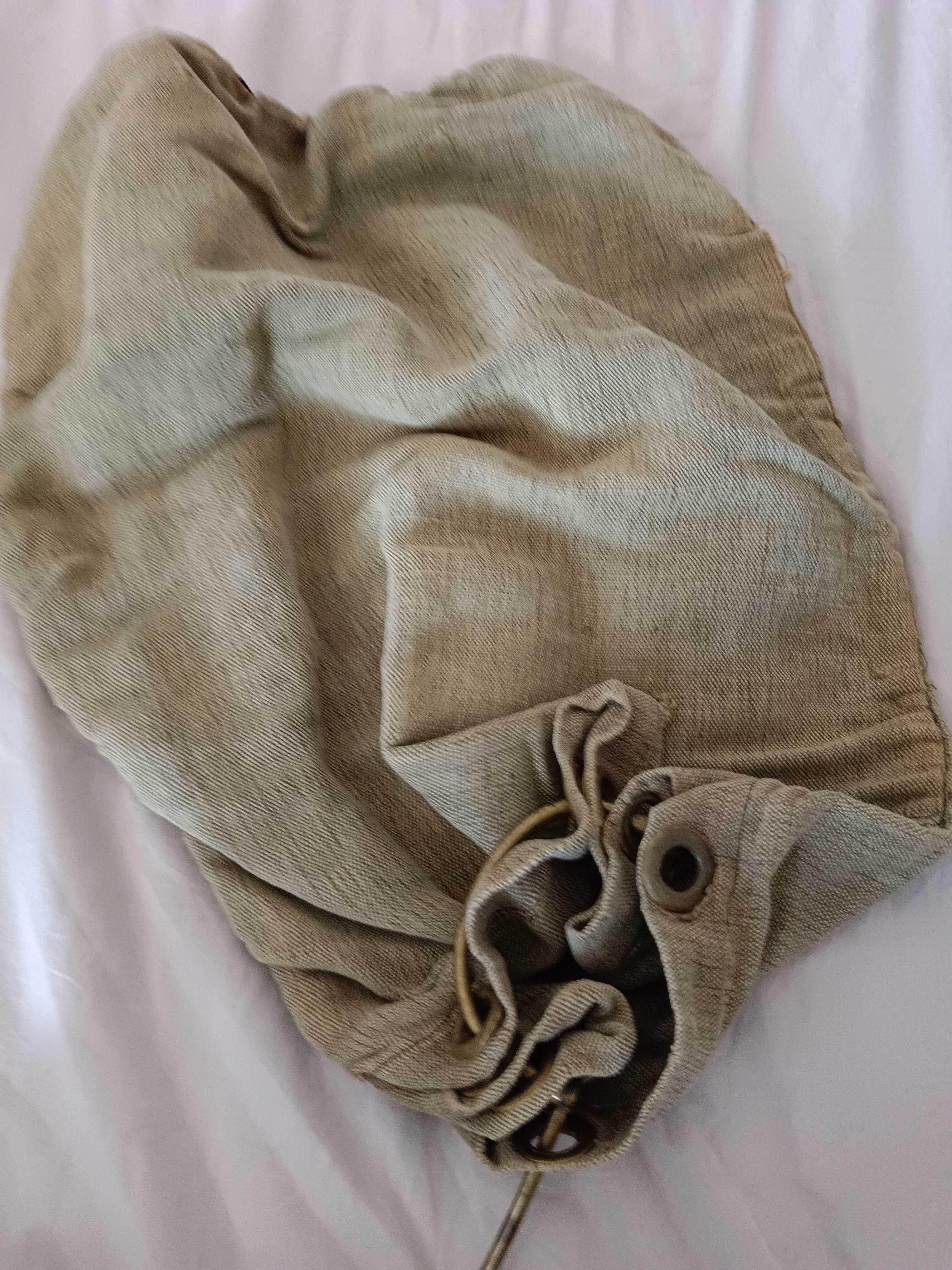 Sacos de pano grosso (dois)