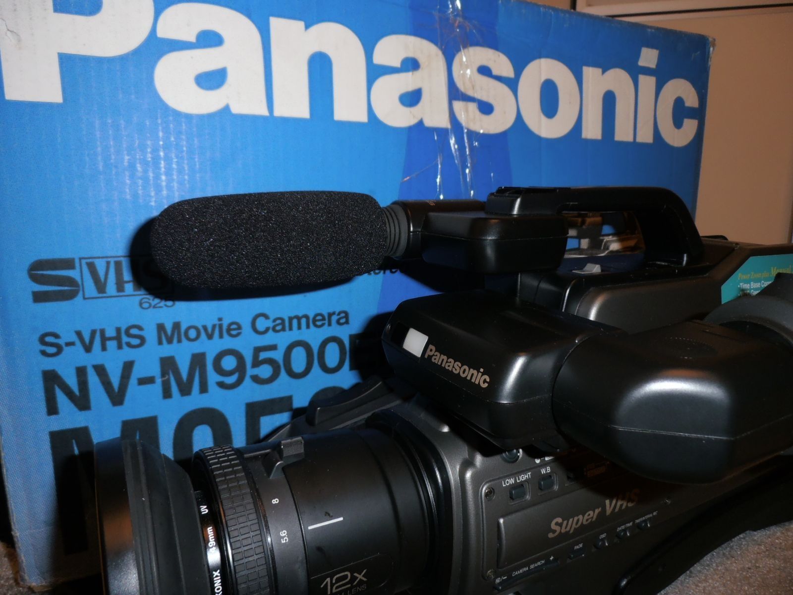 Видеокамера SVHS, VHS Panasonic NV-M9500EN