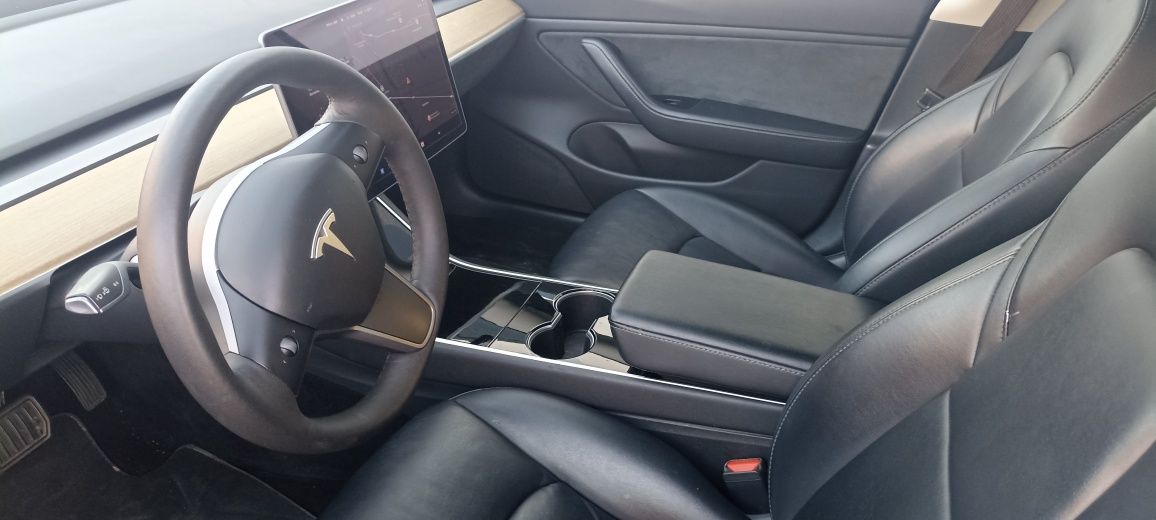 Tesla Model 3 Dual Motor Long Range