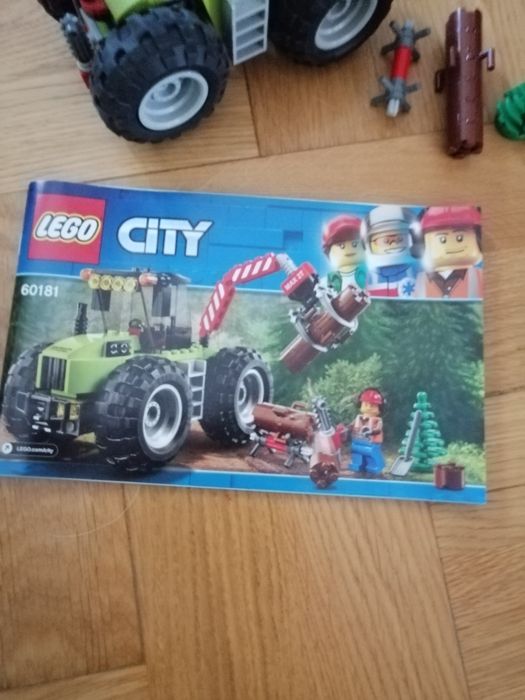 LEGO City 60181 Traktor leśny