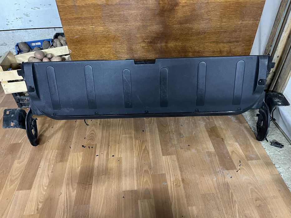 Борт, задня кришка ляди Пежо 3008 2011 року KTVD