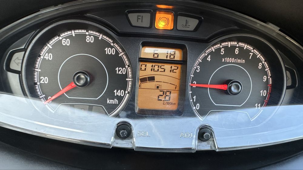 Suzuki Burgman ABS 125, rok 2014