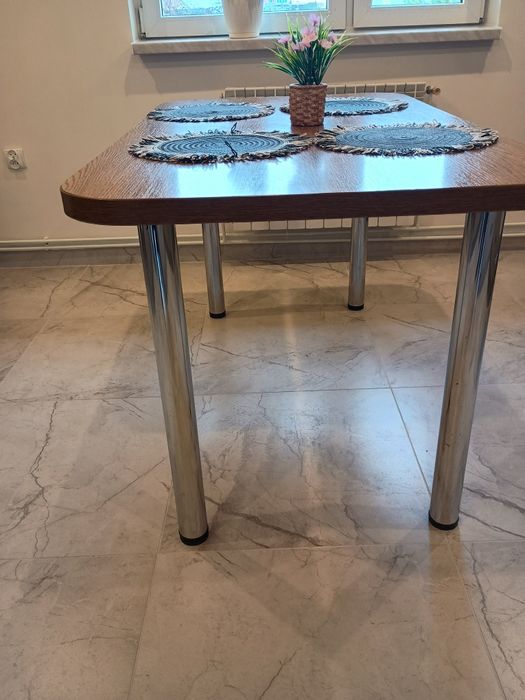 Sprzedam stół kuchenny