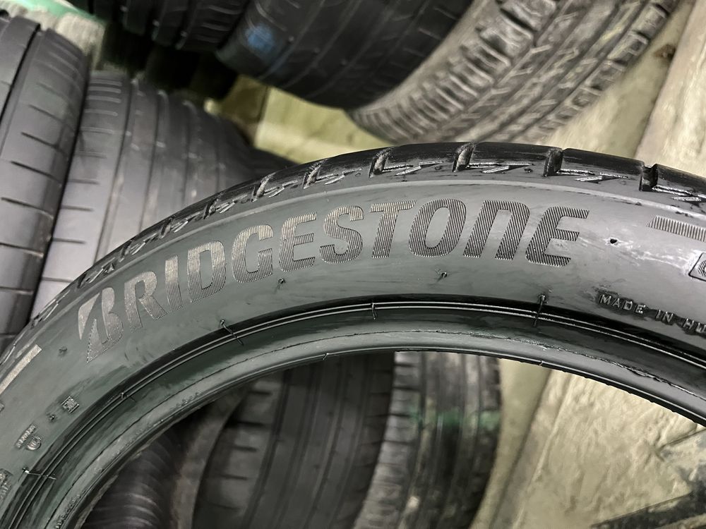 Bridgestone 225/45R18 лето шины резина