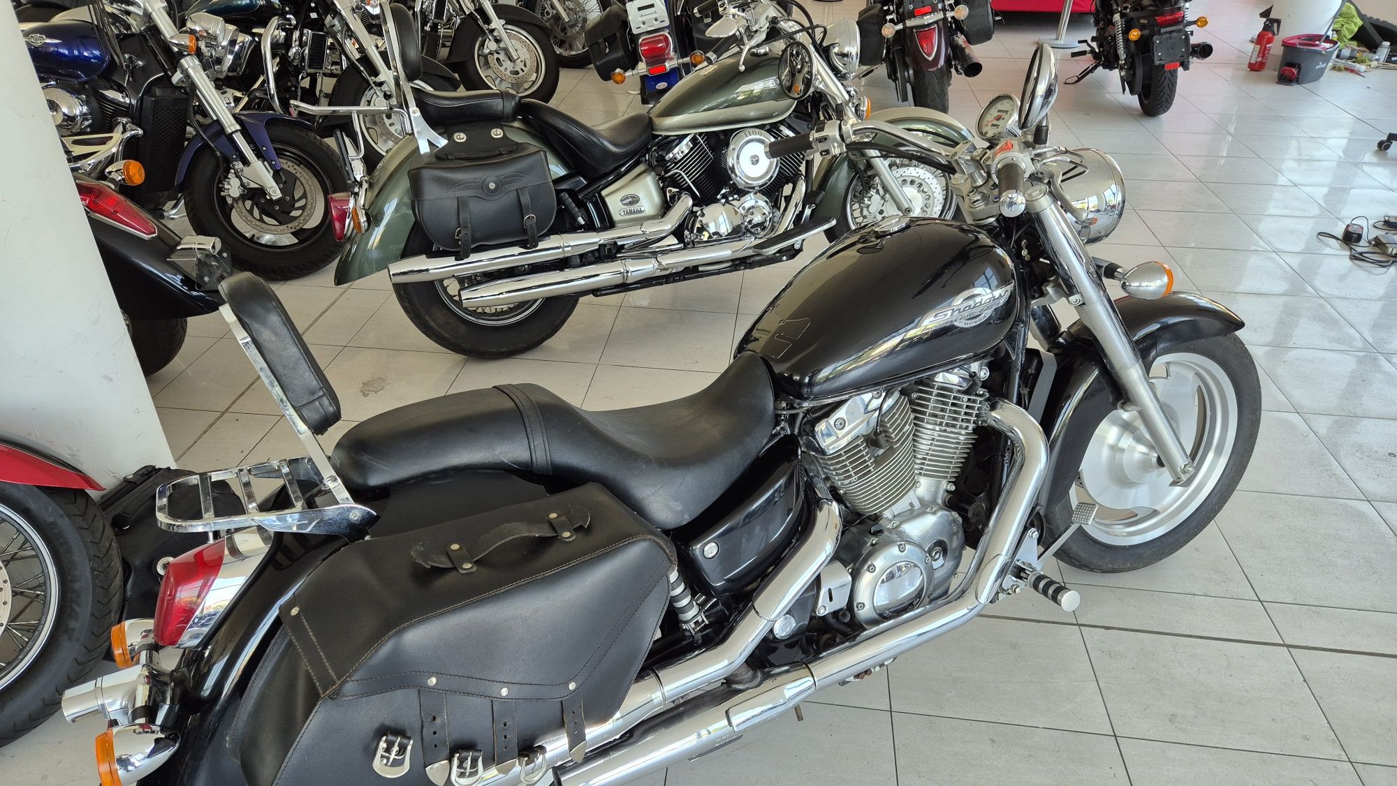 19000km Honda shadow vt 1100 clasic zobacz 60 sztuk