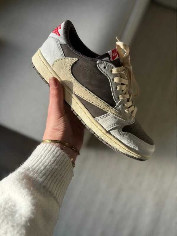 Jordan 1 Retro Low OG SP Travis Scott Reverse Mocha R.44