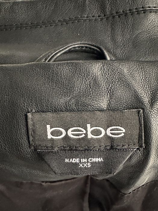 Женская кожаная куртка BEBE