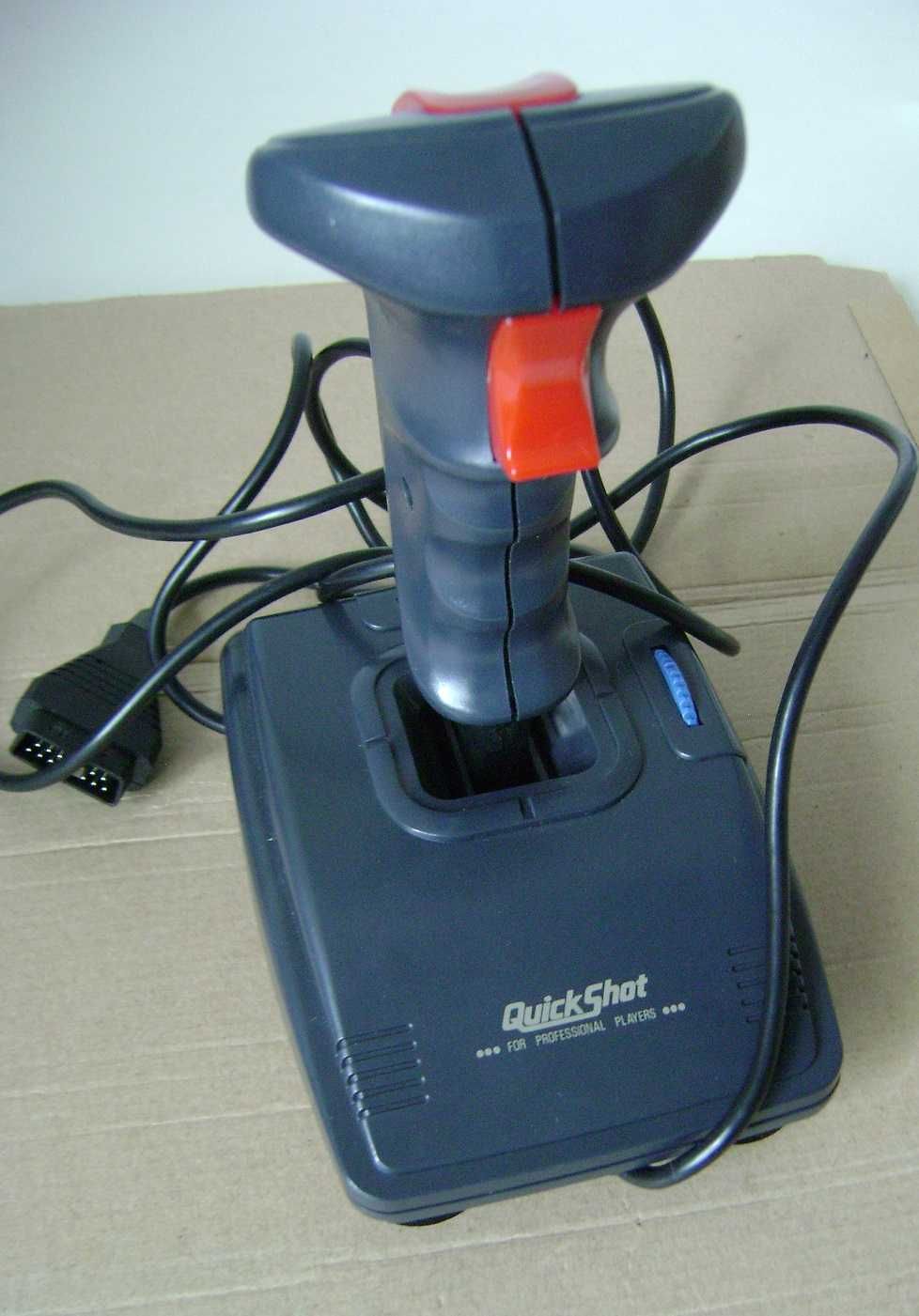 Retro Joystick QS-123 QuickShot Warrior 5 z lat 90-tych - jak nowy