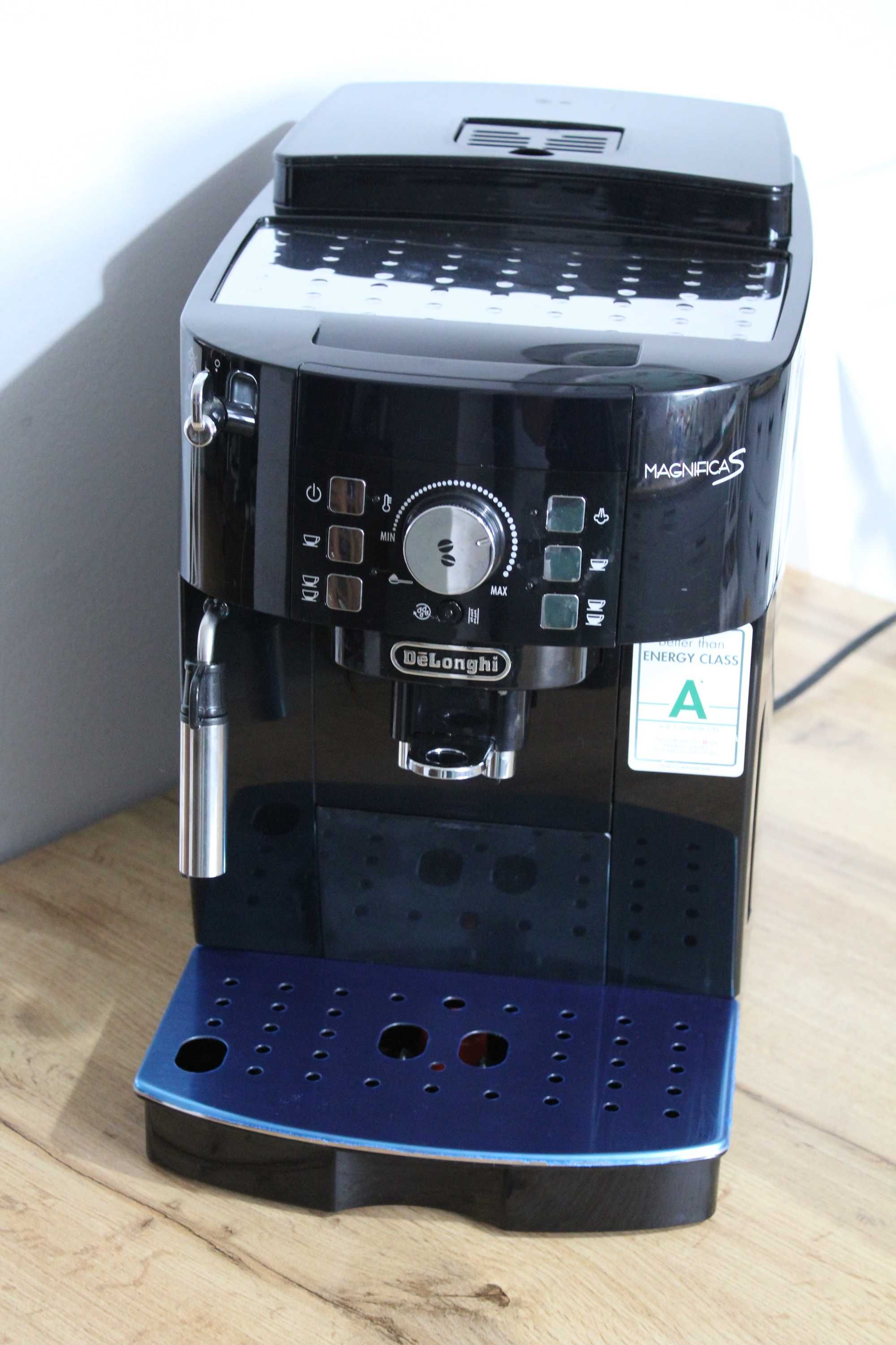 ekspres DELONGHI MAGNIFICA S  ecam20.116 gwarancja serwisowa