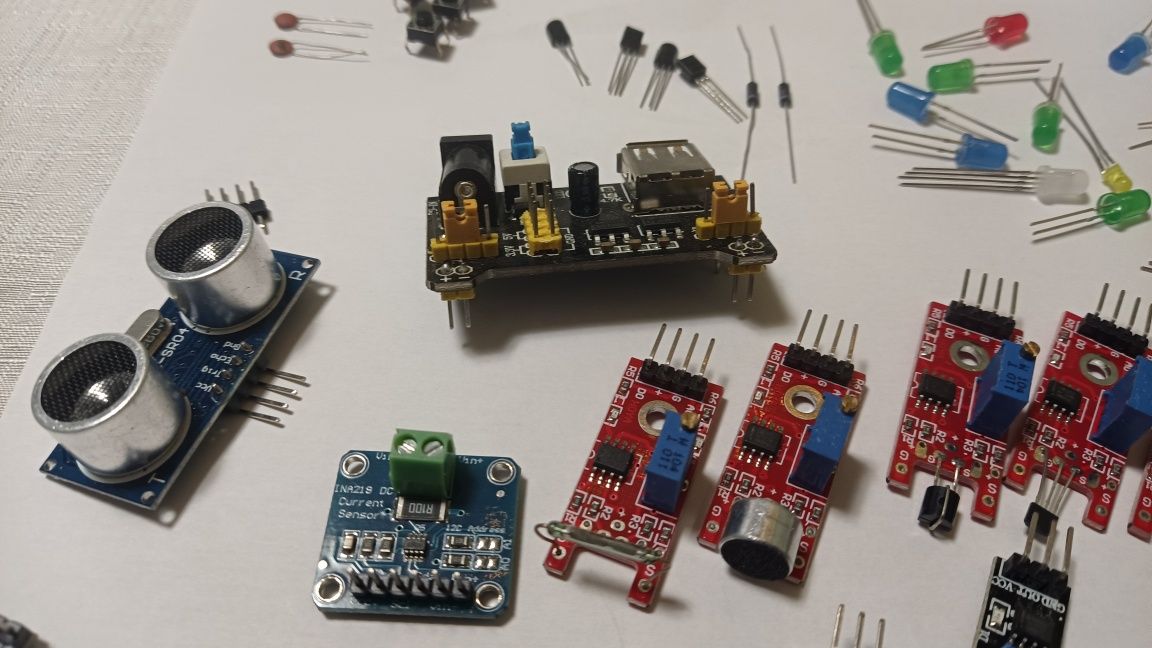Duży zestaw czujników dla arduino albo raspberri pi