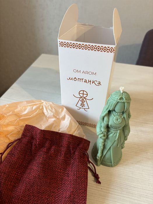 Свічка Мотанка бренду Om Arom