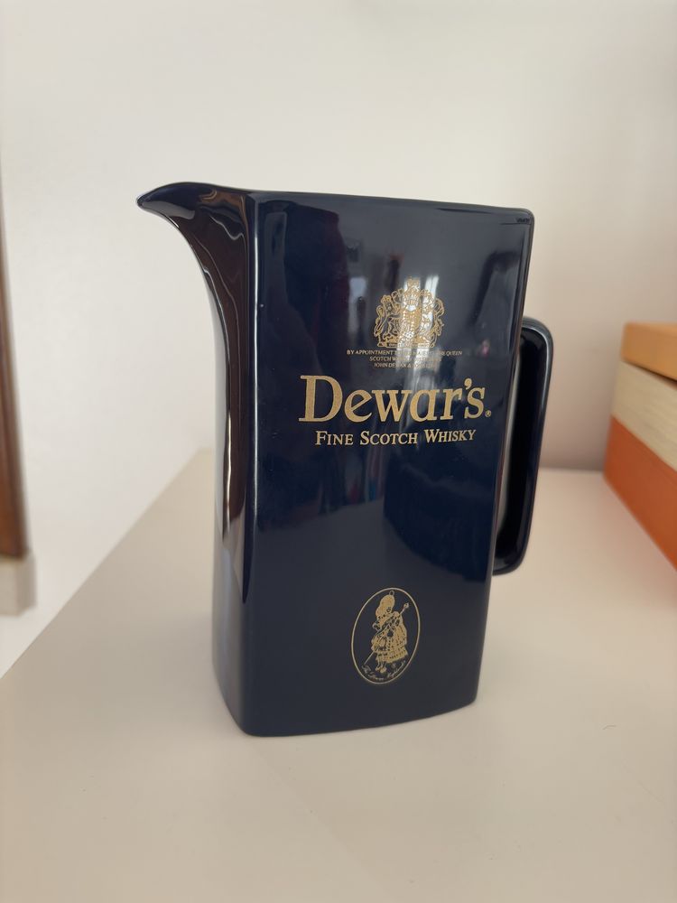 Jarro Dewar’s azul