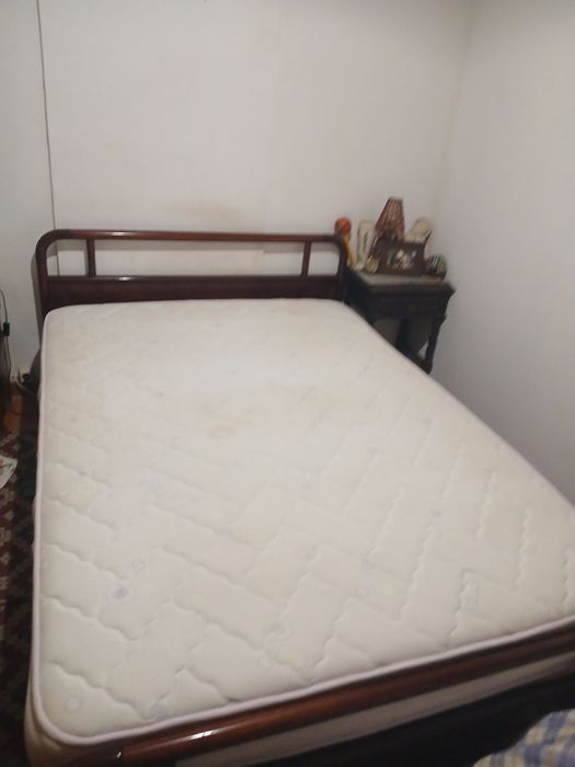 Cama de casal com colchao 2x2.60