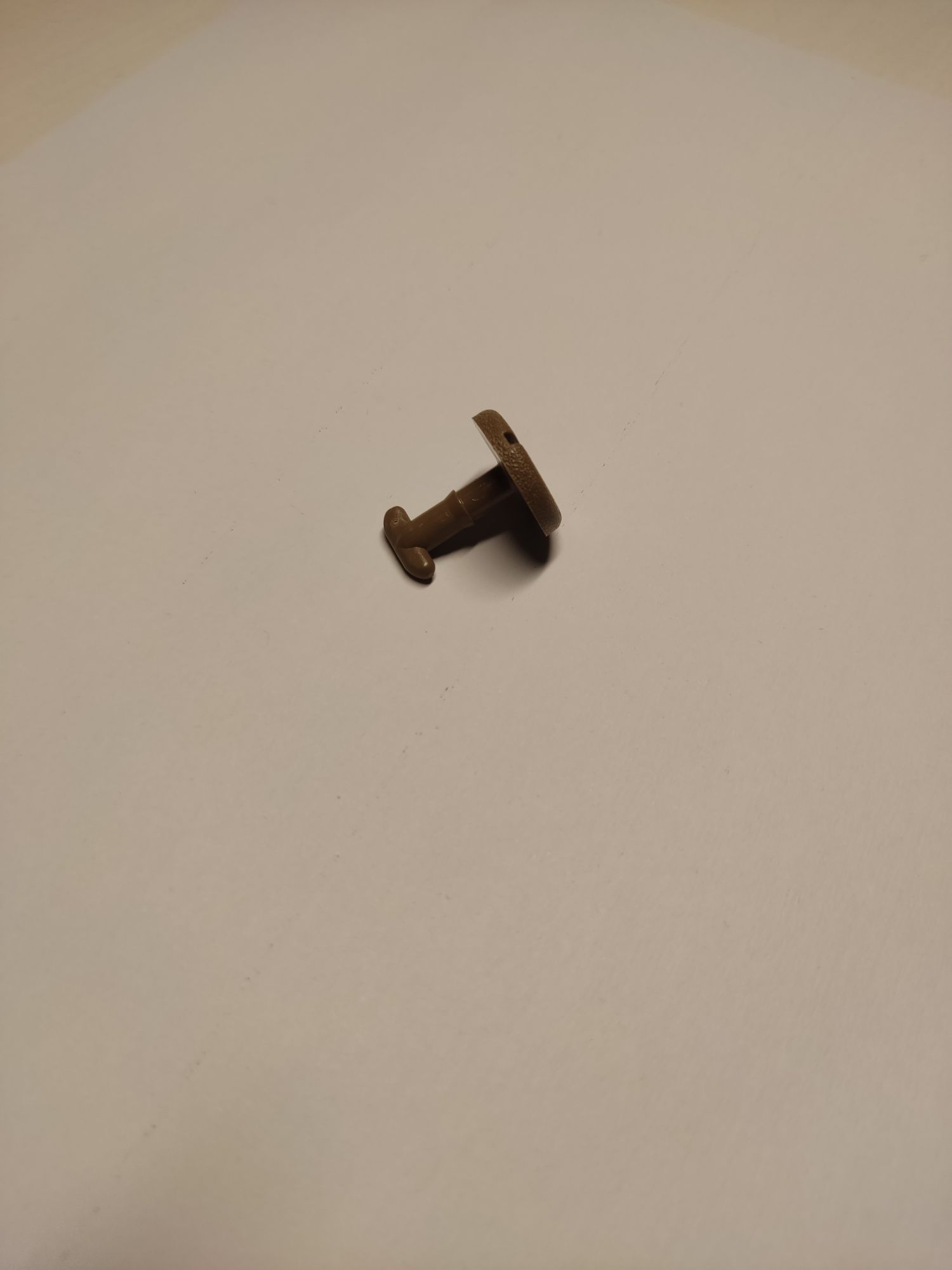 Zamek obrotowy 22,5mm zaczep do dywaników BMW E46 cabrio coupe