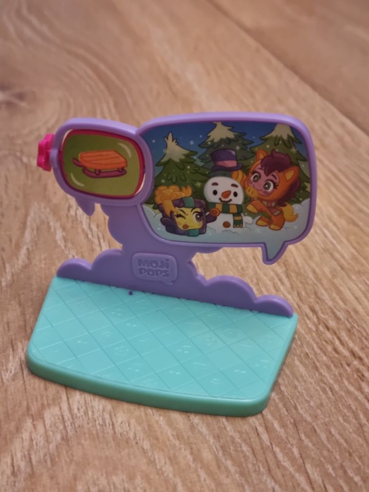 Figurk Moji Popsi + domek + gratis