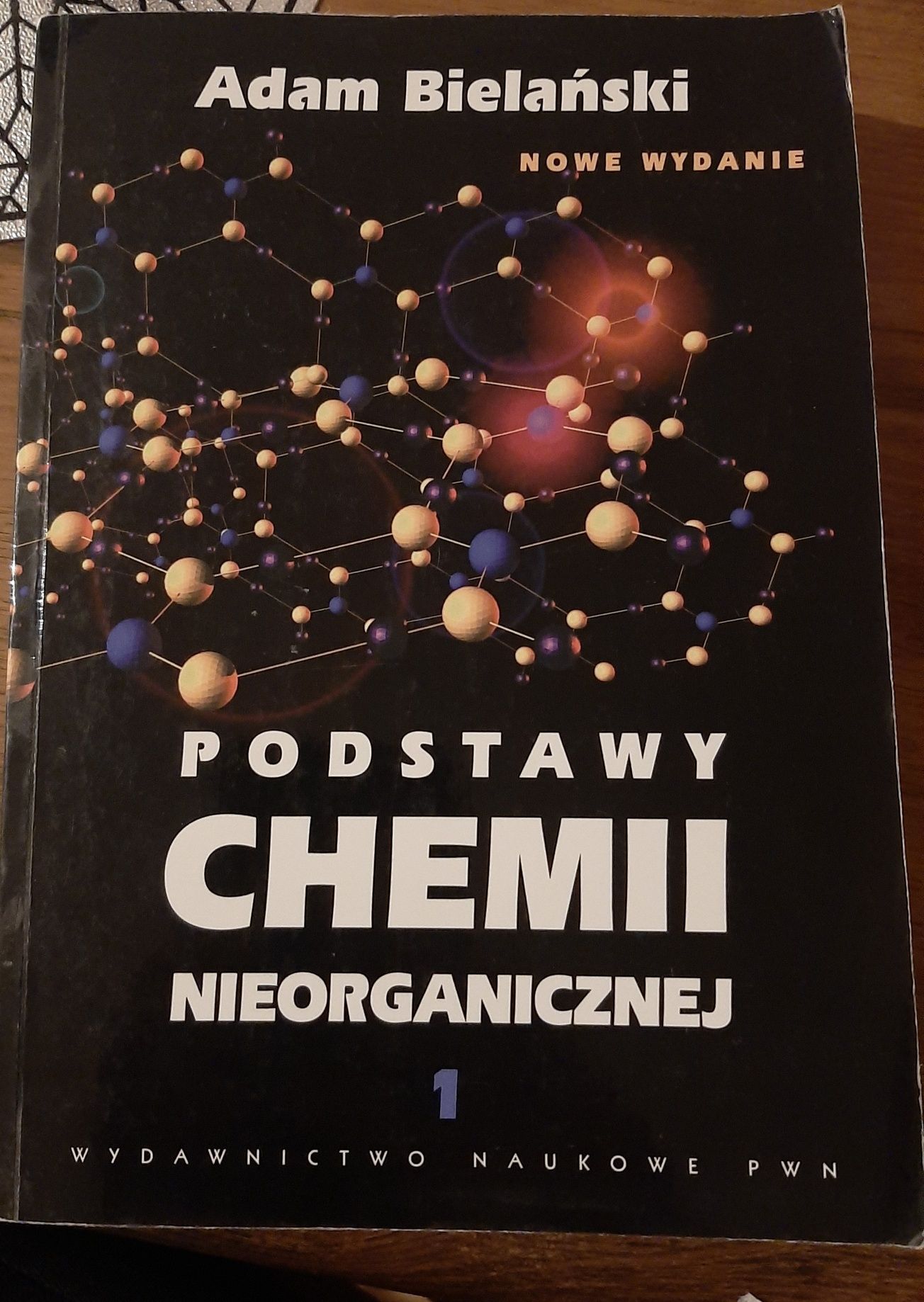 Podstawy chemii nieorganicznej tom 1