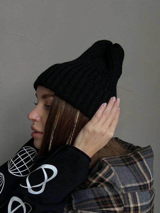 Теплые стильные шапки унисекс разных цветов качество топ купити шапку