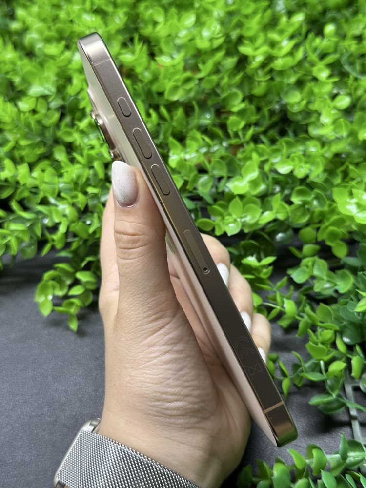 iPhone 16 Pro Max, 256Gb, Desert Titanium (Neverlock)Айфон 16 Про Макс